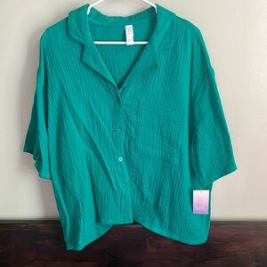 green button down short sleeve